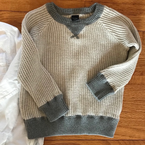 Boys 3T Zara button and GAP sweatshirt set - Picture 4 of 5